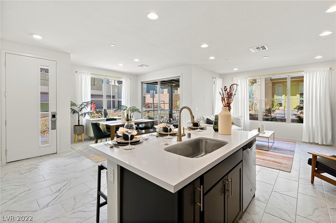 Photo 9 of 60 of 11298 Cactus Tower Avenue 101 townhome