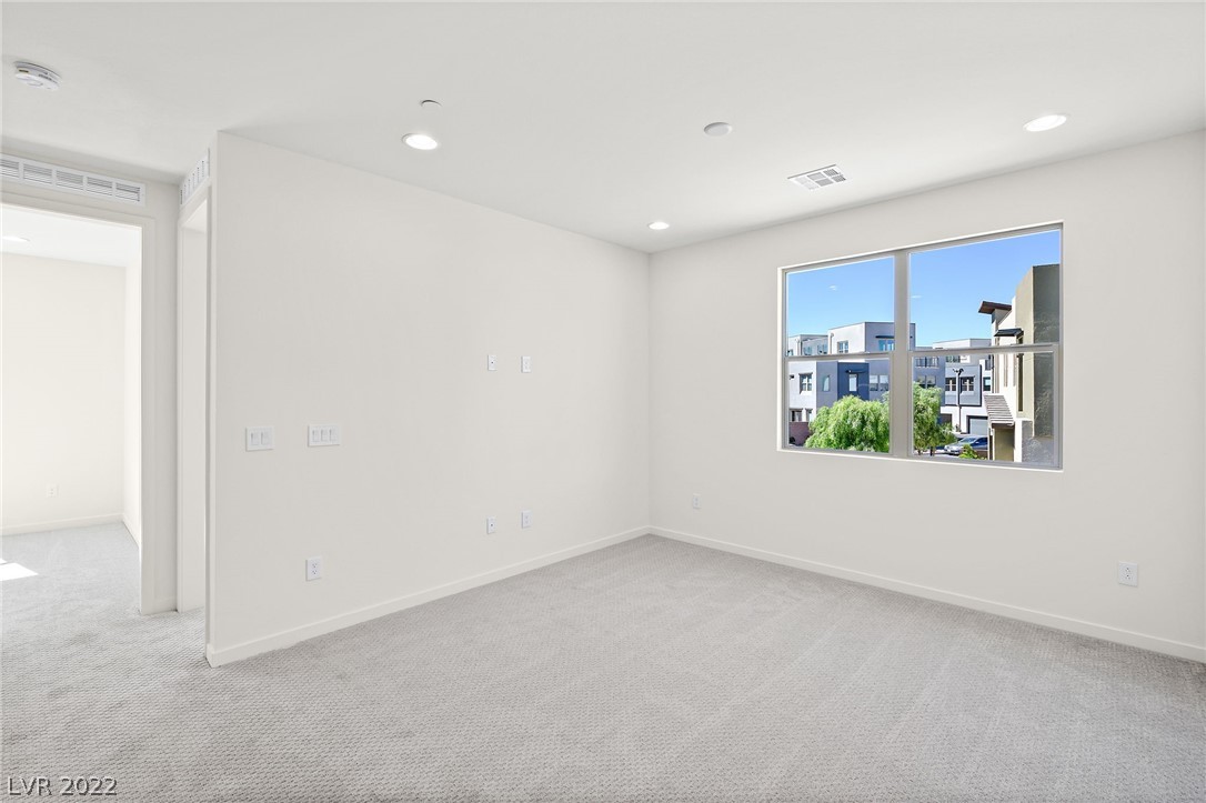 Photo 20 of 60 of 11298 Cactus Tower Avenue 101 townhome