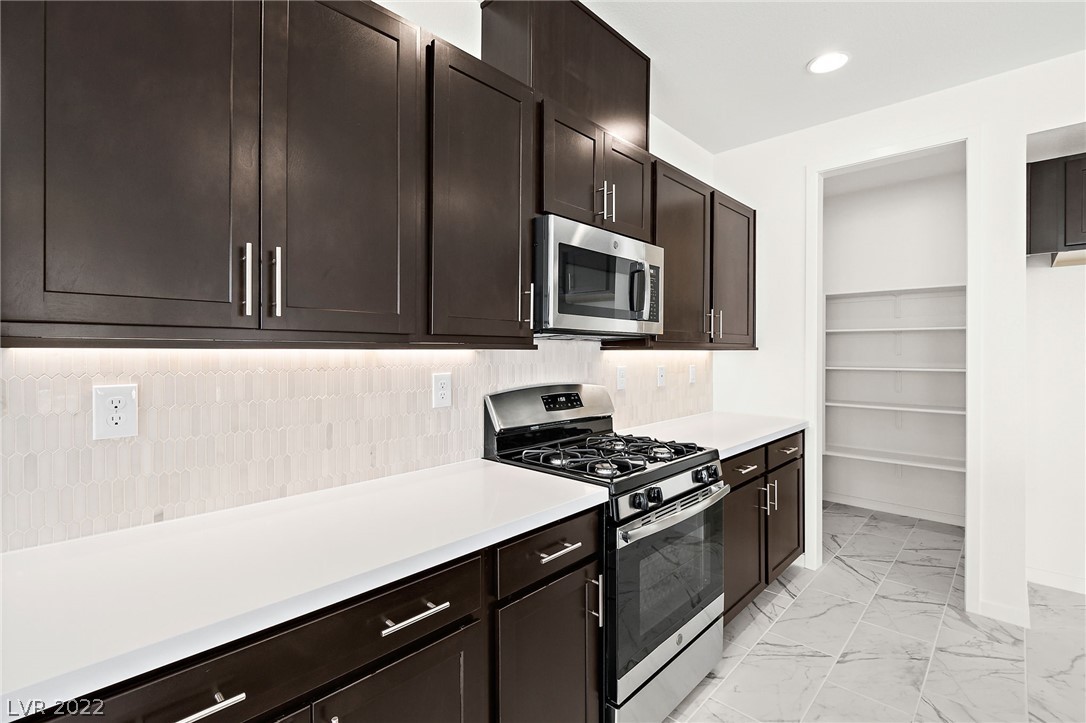 Photo 14 of 60 of 11298 Cactus Tower Avenue 101 townhome