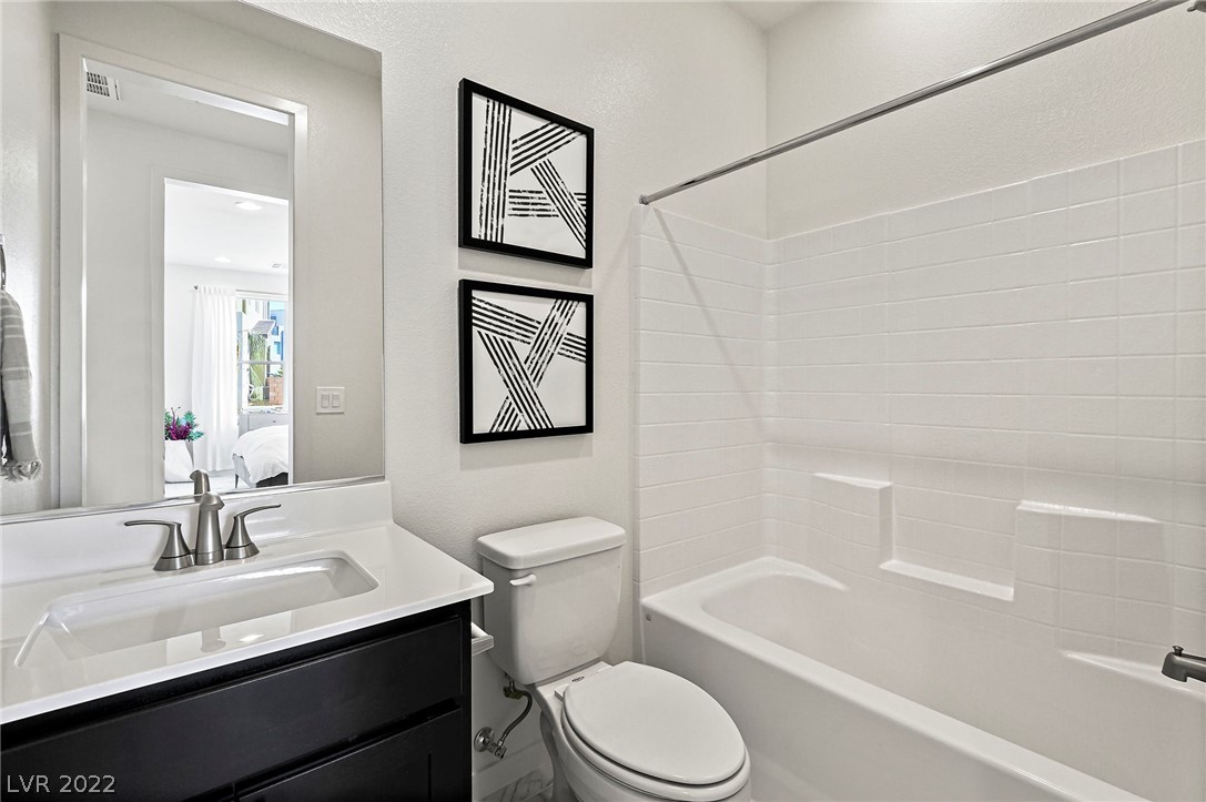 Photo 17 of 60 of 11298 Cactus Tower Avenue 101 townhome