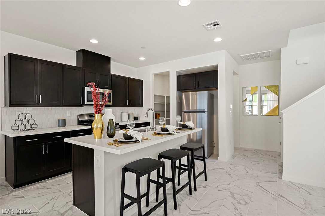 Photo 8 of 60 of 11298 Cactus Tower Avenue 101 townhome