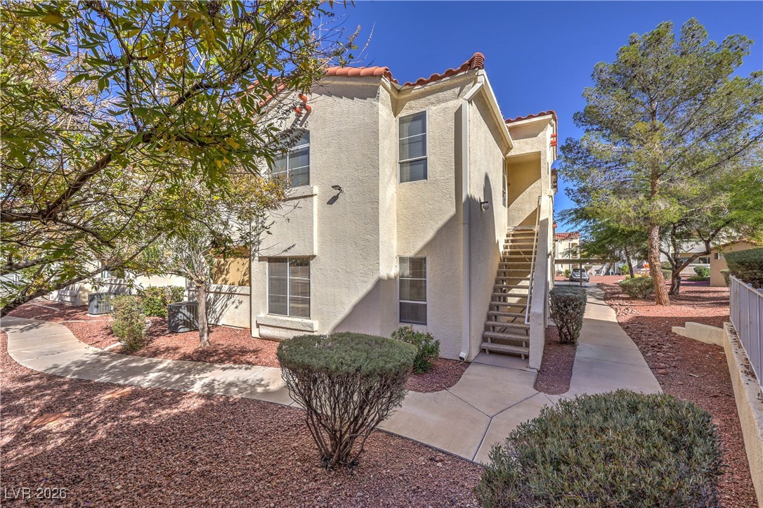 698 S Racetrack Road 1114