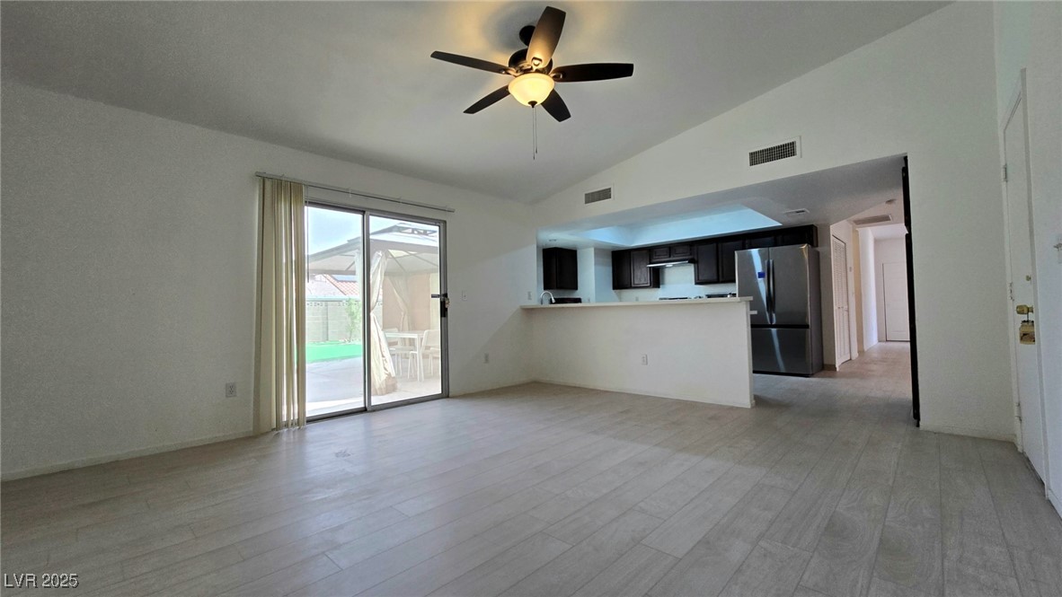 Las Vegas, Nevada 89129, United States, 4 Bedrooms Bedrooms, ,2 BathroomsBathrooms,Residential,Active,144783