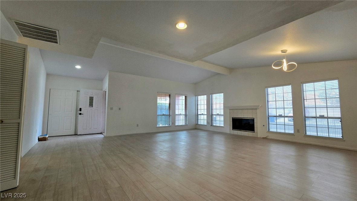 Las Vegas, Nevada 89129, United States, 4 Bedrooms Bedrooms, ,2 BathroomsBathrooms,Residential,Active,144783