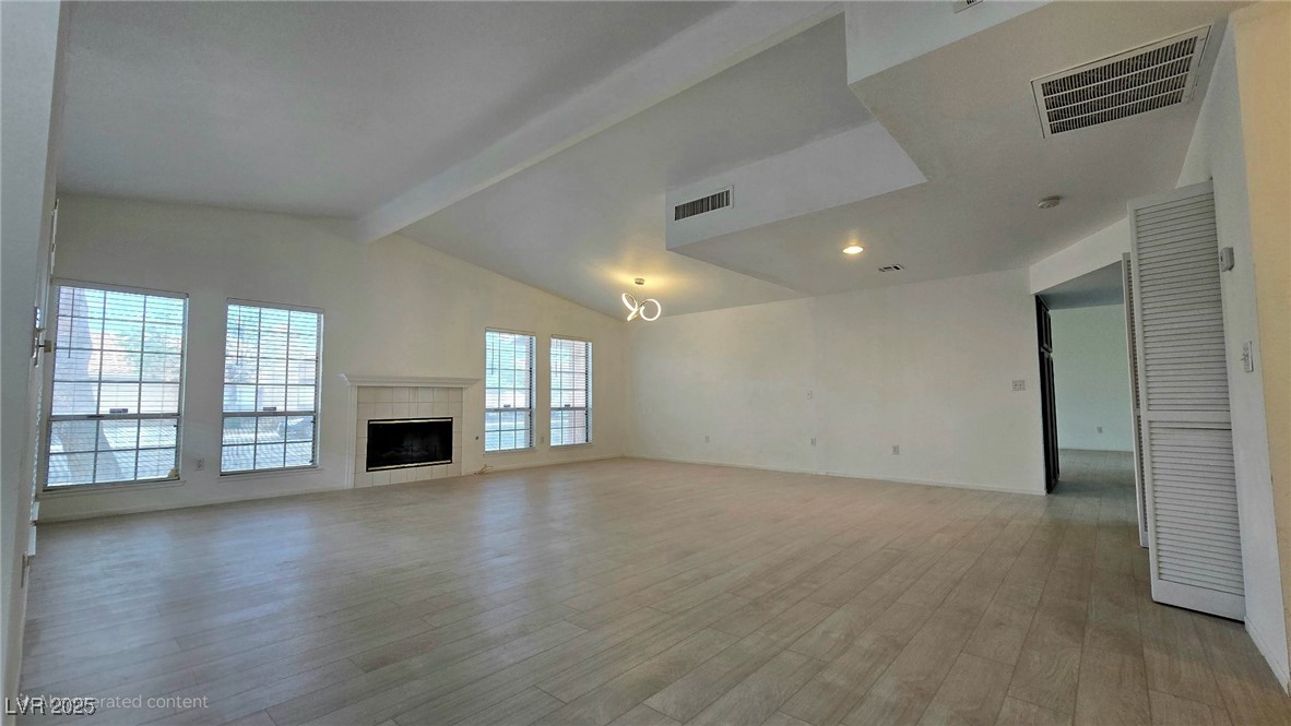 Las Vegas, Nevada 89129, United States, 4 Bedrooms Bedrooms, ,2 BathroomsBathrooms,Residential,Active,144783