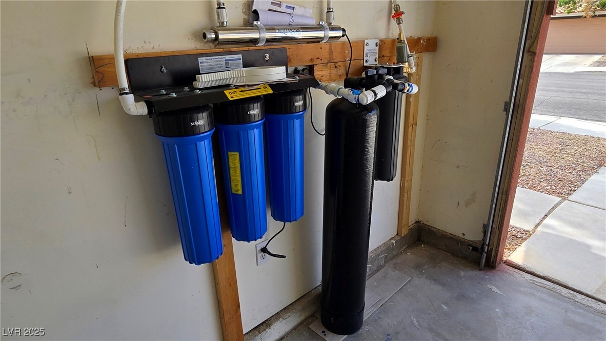 Las Vegas, Nevada 89129, United States, 4 Bedrooms Bedrooms, ,2 BathroomsBathrooms,Residential,Active,144783