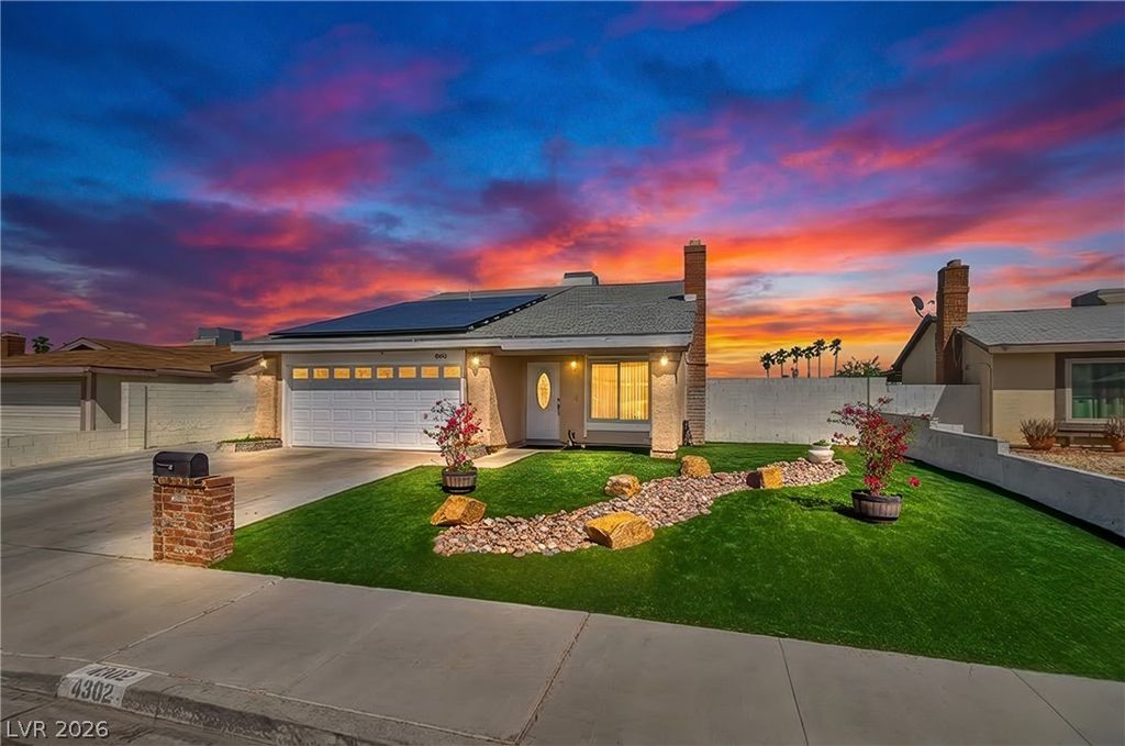 Photo of 4302 Cloverhill Court, Las Vegas, NV 89147 (MLS # 2775780)