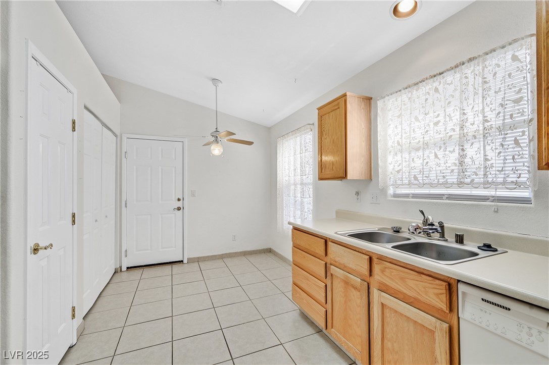 5429 Sweet Shade Street, Las Vegas, Nevada image 10