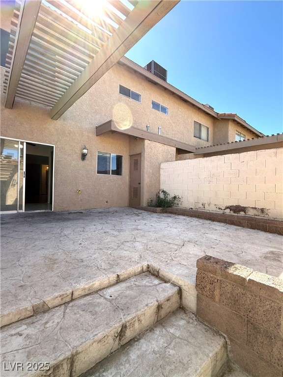 Las Vegas, Nevada 89121, United States, 2 Bedrooms Bedrooms, ,3 BathroomsBathrooms,Residential,Active,221310