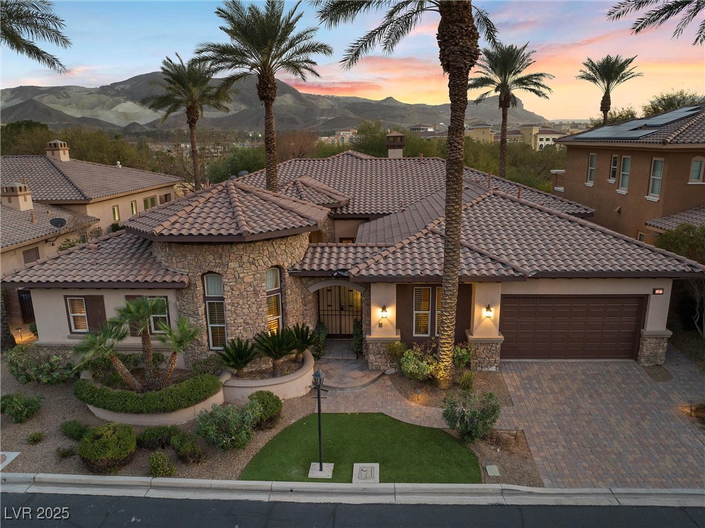 Henderson, Nevada 89011, United States, 3 Bedrooms Bedrooms, ,4 BathroomsBathrooms,Residential,Active,5916