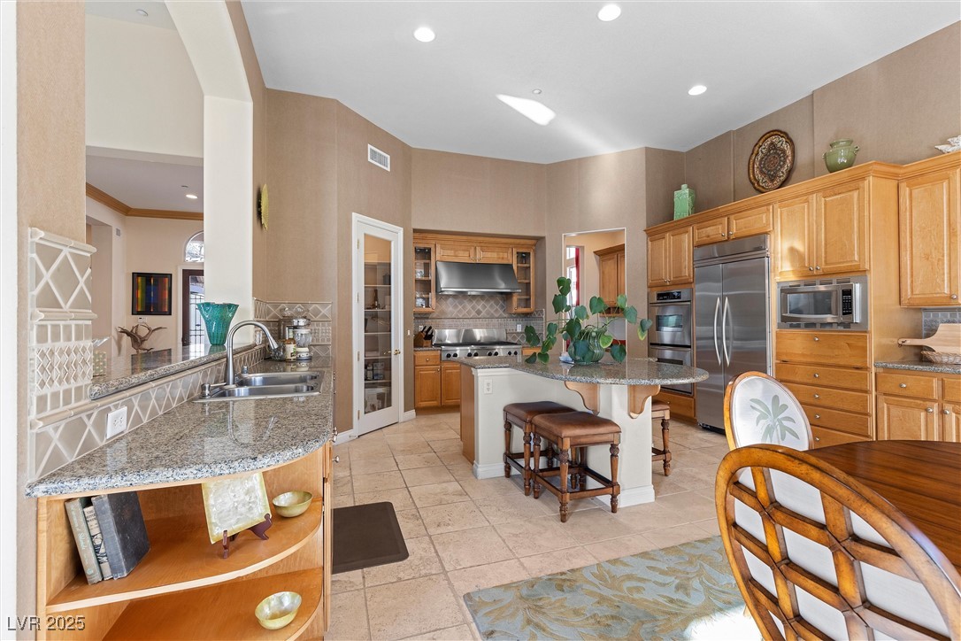 Henderson, Nevada 89011, United States, 3 Bedrooms Bedrooms, ,4 BathroomsBathrooms,Residential,Active,5916