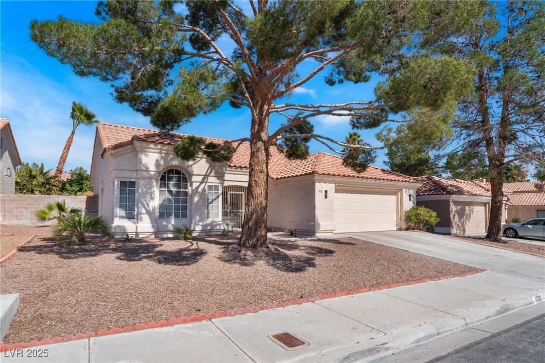 5712 Solimar Lane, Las Vegas, Nevada image 2