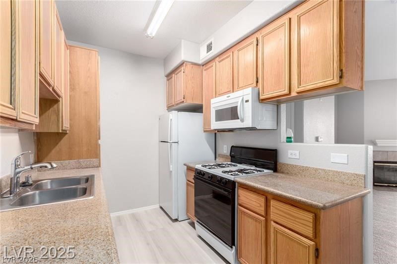 3318 N Decatur Boulevard 1092