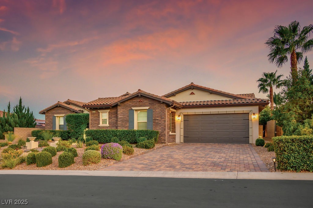 Properties 1 3905760296