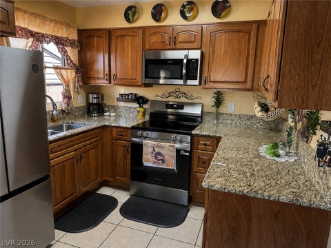 Homes For Sale - 410 W Atlantic Avenue<br/> Clark County, Henderson, NV 89015