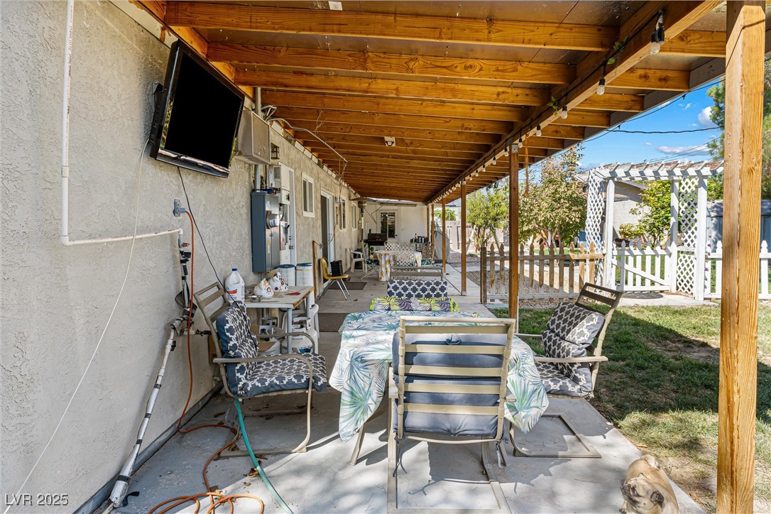 Las Vegas, Nevada 89108, United States, 4 Bedrooms Bedrooms, ,2 BathroomsBathrooms,Residential,Active,179750