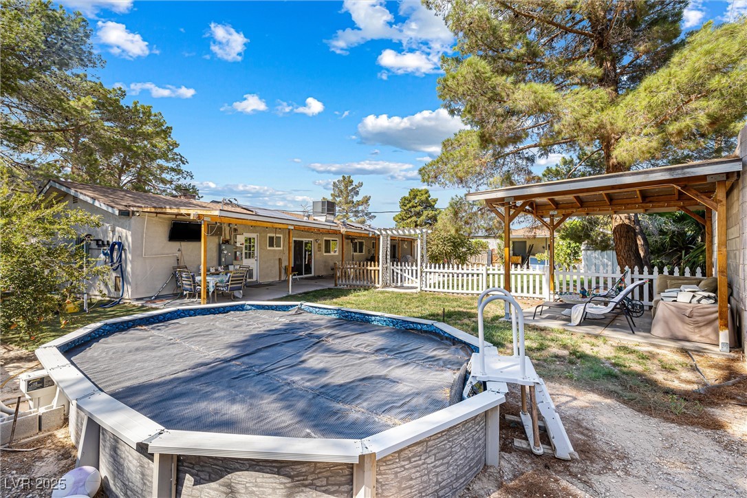 Las Vegas, Nevada 89108, United States, 4 Bedrooms Bedrooms, ,2 BathroomsBathrooms,Residential,Active,179750