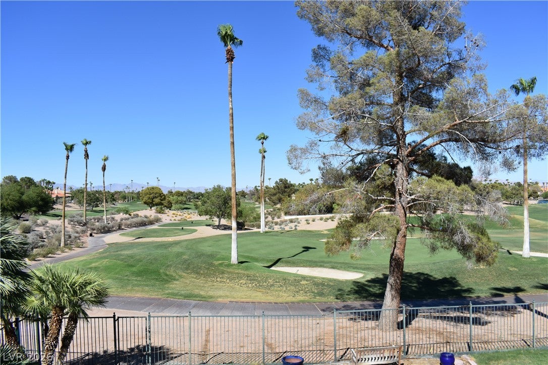 2208 Bay Hill Drive