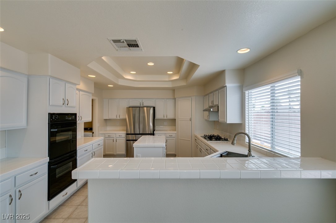 Henderson, Nevada 89074, United States, 4 Bedrooms Bedrooms, ,3 BathroomsBathrooms,Residential,Active,185504