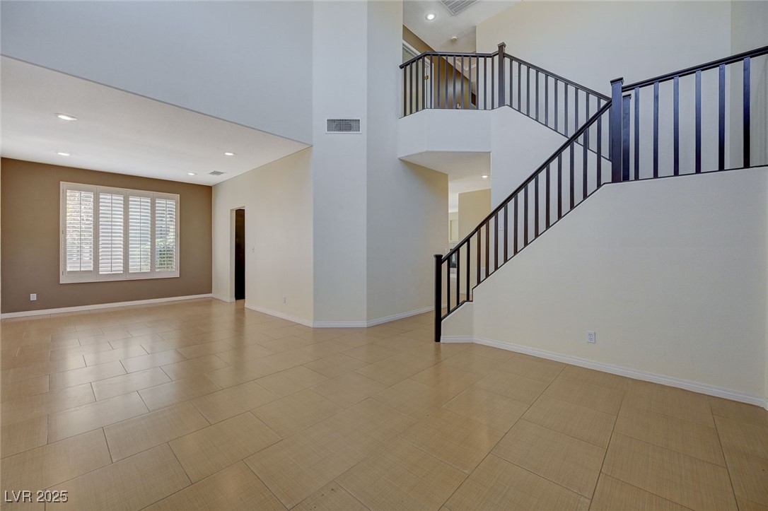 3034 Scenic Valley Way