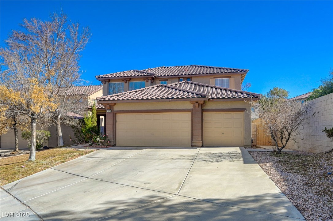 3034 Scenic Valley Way