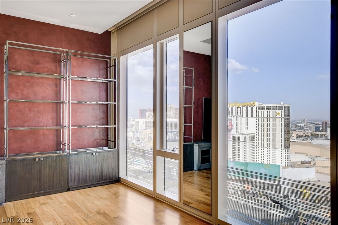 3750 S Las Vegas Boulevard 2707