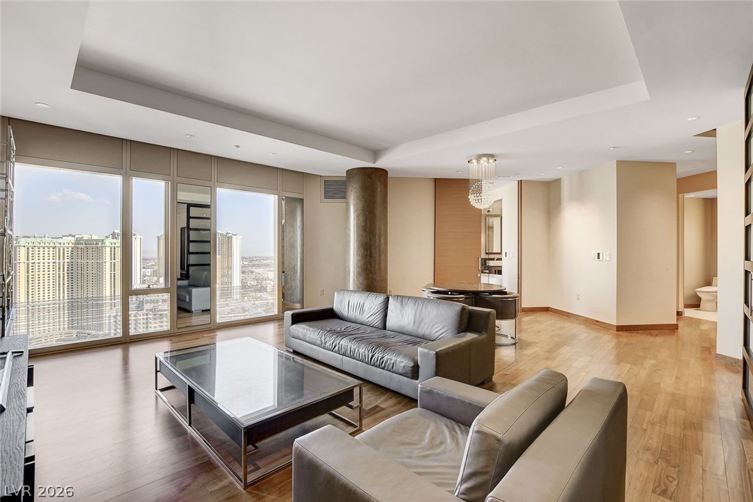 3750 S Las Vegas Boulevard 2707