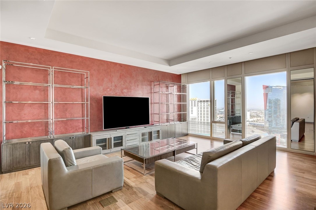 3750 S Las Vegas Boulevard 2707
