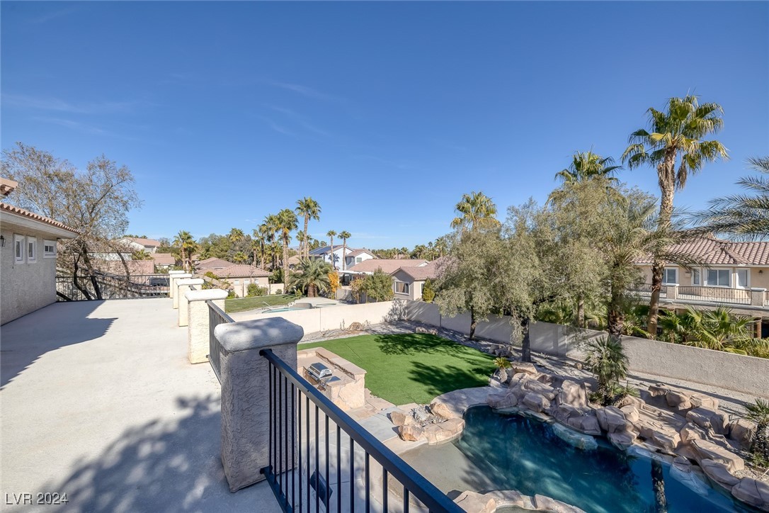 Las Vegas, Nevada 89147, United States, 5 Bedrooms Bedrooms, ,5 BathroomsBathrooms,Residential,Pending,28335