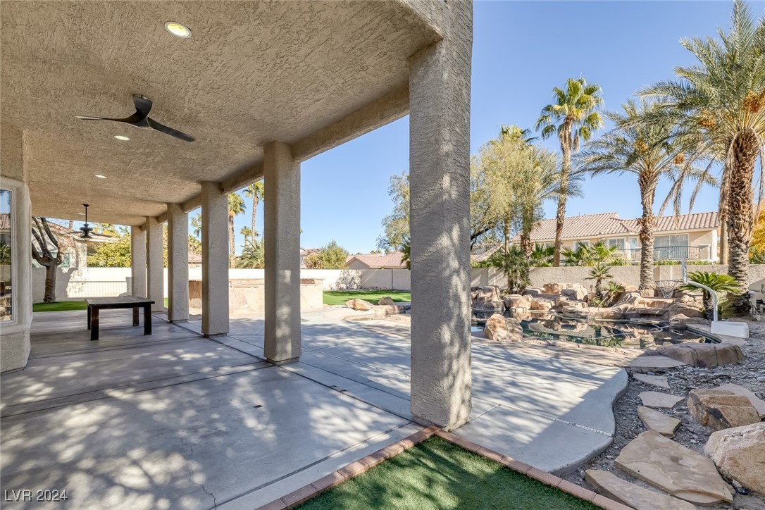 Las Vegas, Nevada 89147, United States, 5 Bedrooms Bedrooms, ,5 BathroomsBathrooms,Residential,Pending,28335