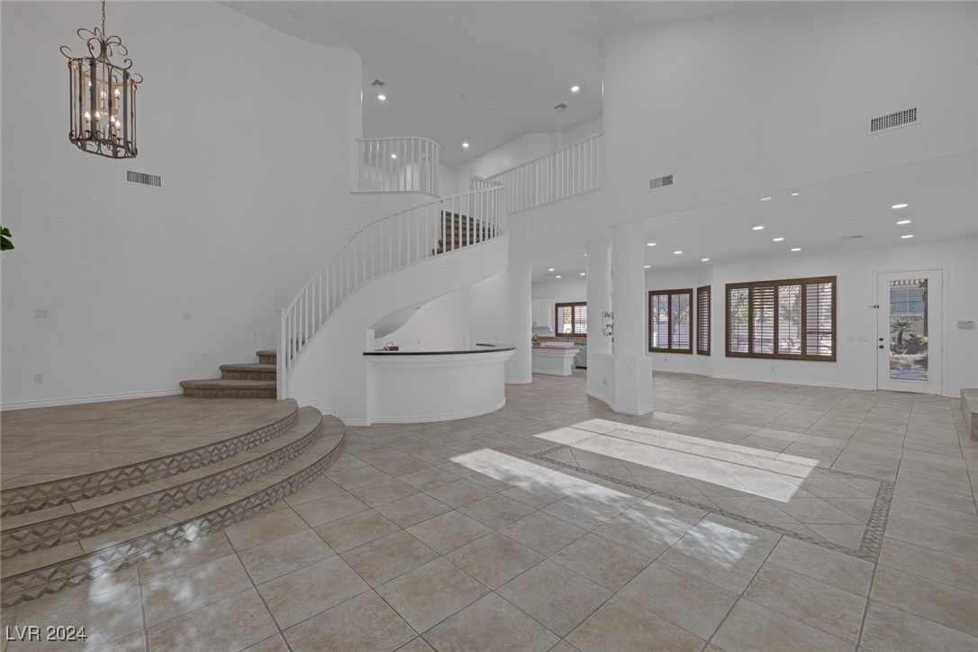 Las Vegas, Nevada 89147, United States, 5 Bedrooms Bedrooms, ,5 BathroomsBathrooms,Residential,Pending,28335