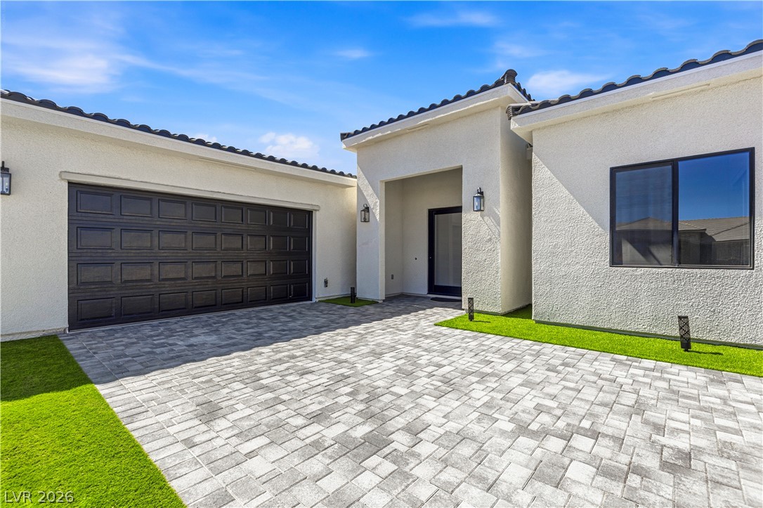 4700 Parkwood Drive