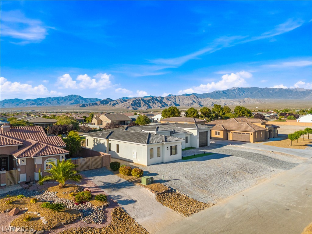 4700 Parkwood Drive