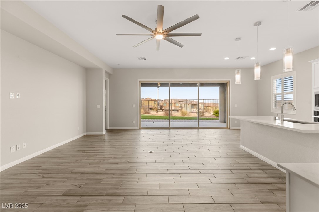 Las Vegas, Nevada 89138, United States, 4 Bedrooms Bedrooms, ,3 BathroomsBathrooms,Residential,Active,91766