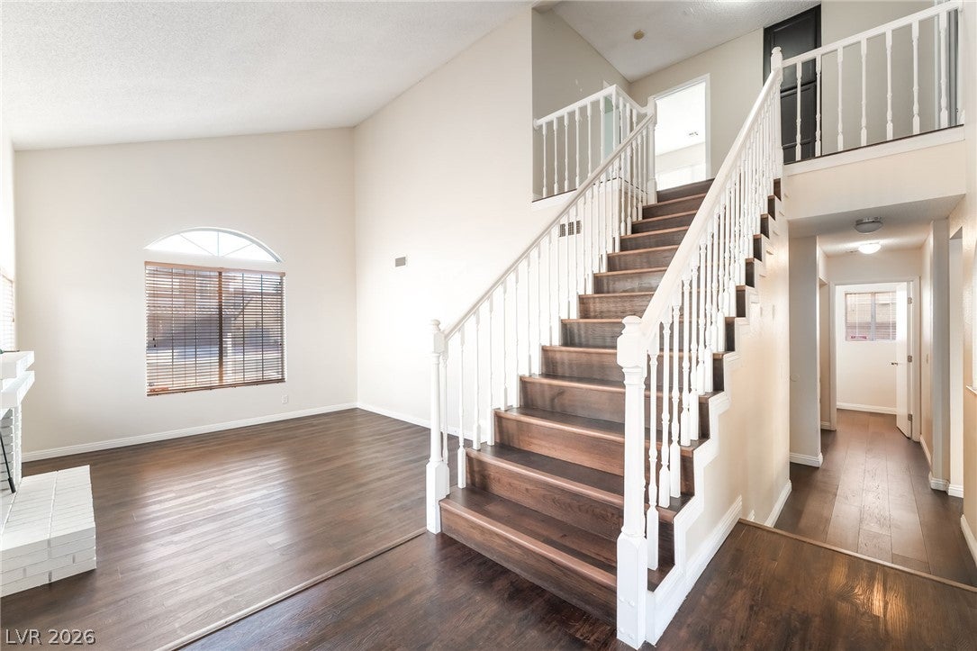 966 Derringer Lane