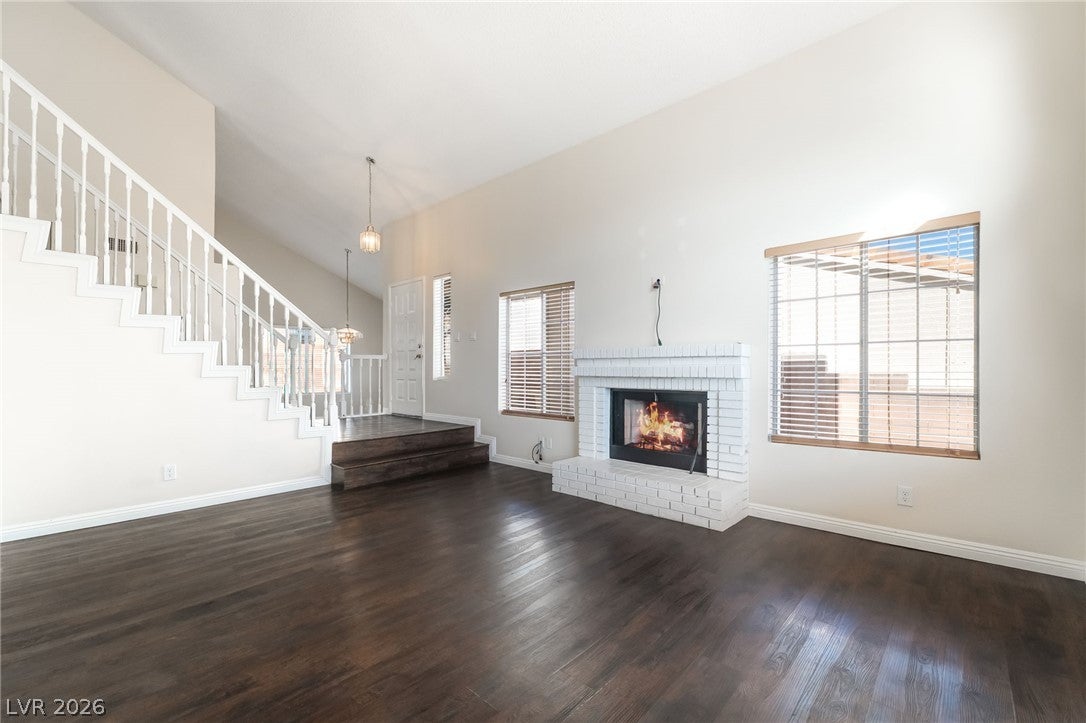966 Derringer Lane