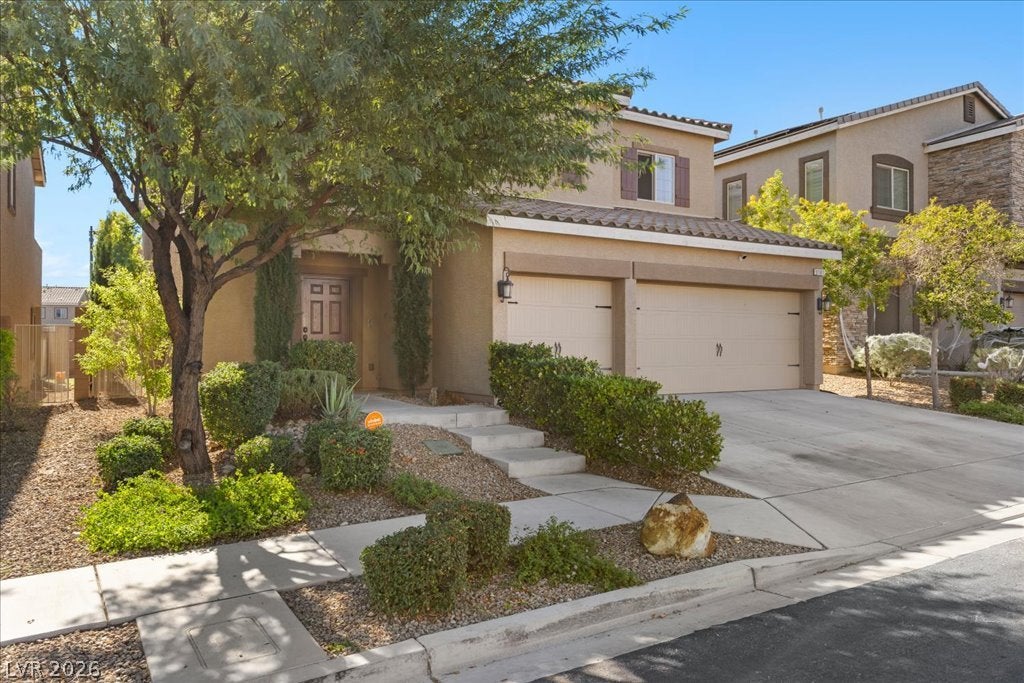 9181 Bright Blue Sky Avenue