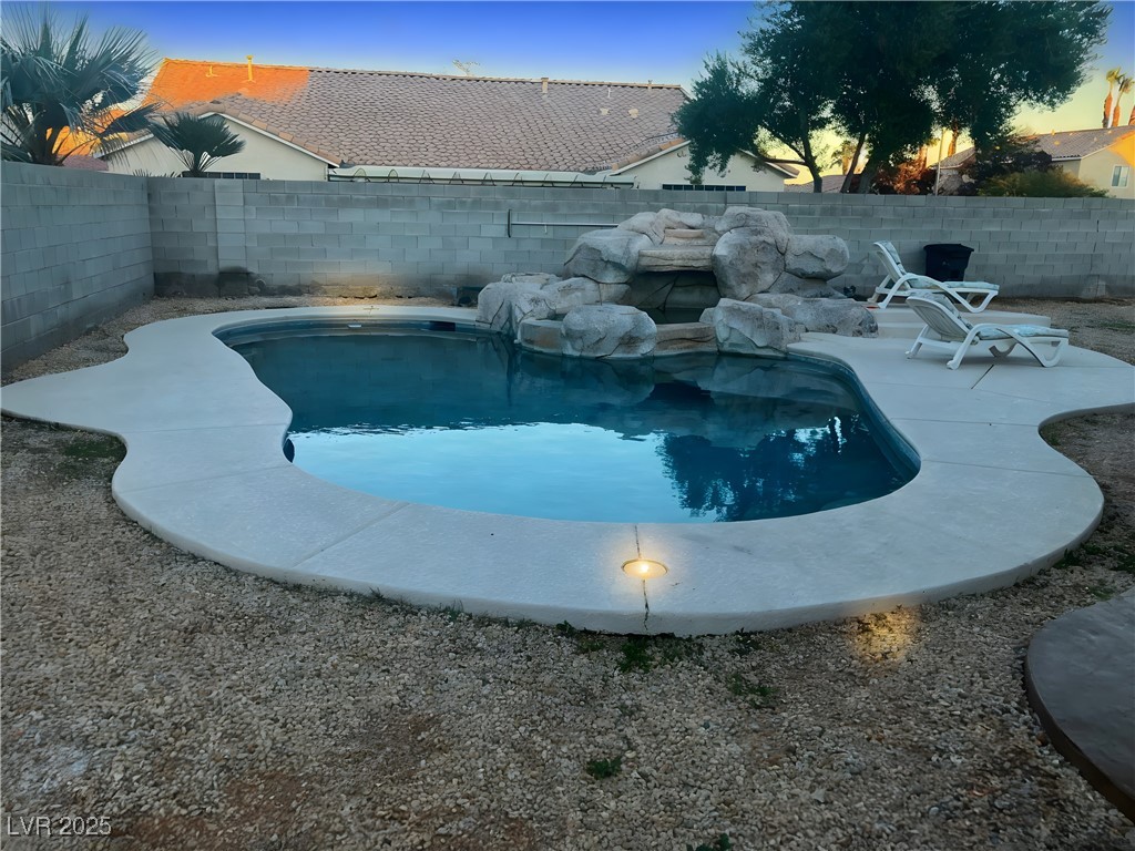 6260 N Badgerglen Place