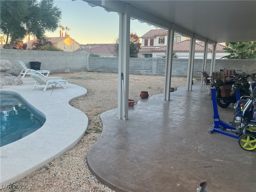 6260 N Badgerglen Place