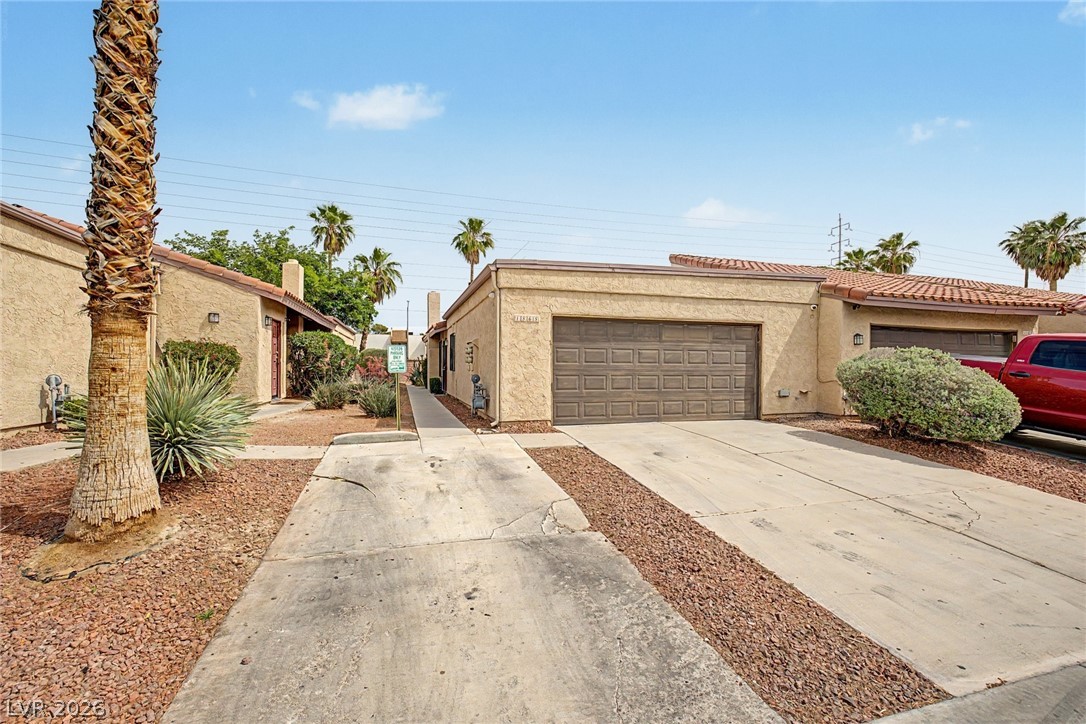 1868 Arbol Verde Way