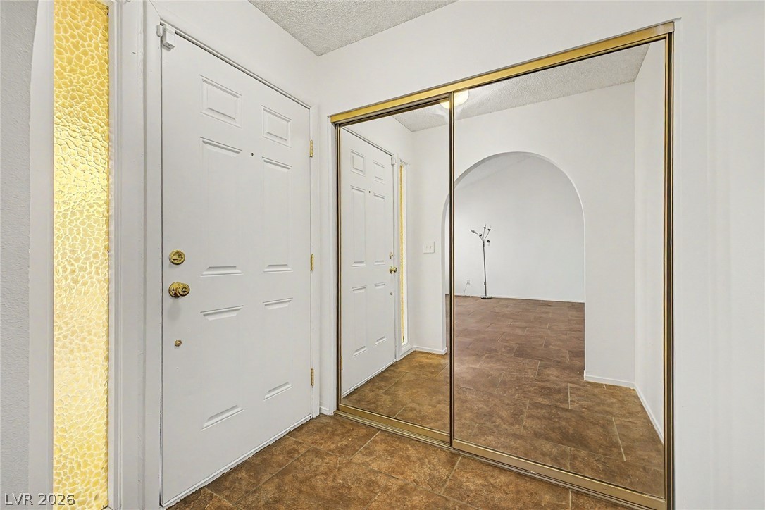 1868 Arbol Verde Way