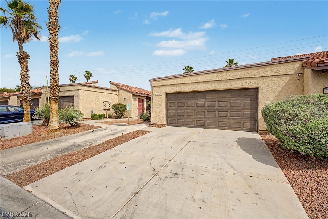 1868 Arbol Verde Way