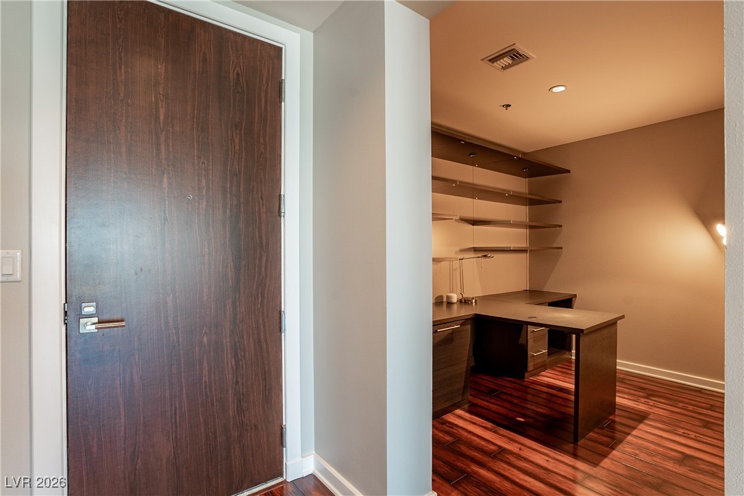 4471 Dean Martin Drive 1008