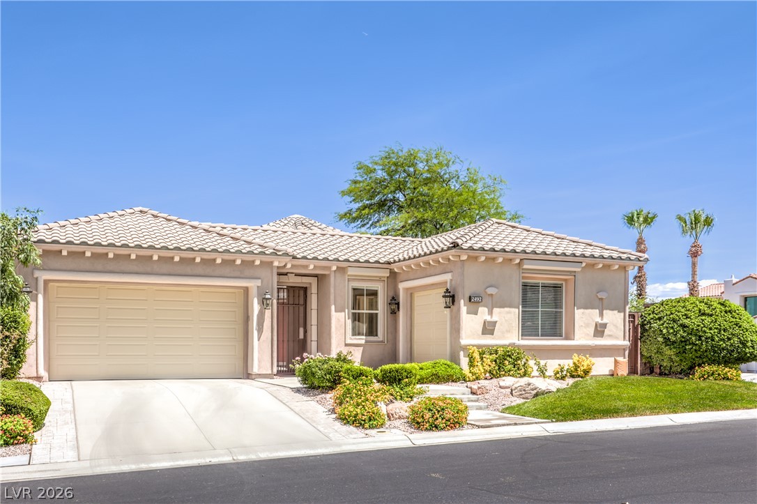 2492 Hollow Rock Court