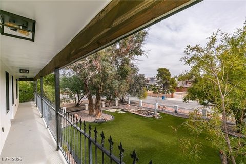 Tiny photo for 2875 Rosanna Street, Las Vegas, NV 89117 (MLS # 2743047)