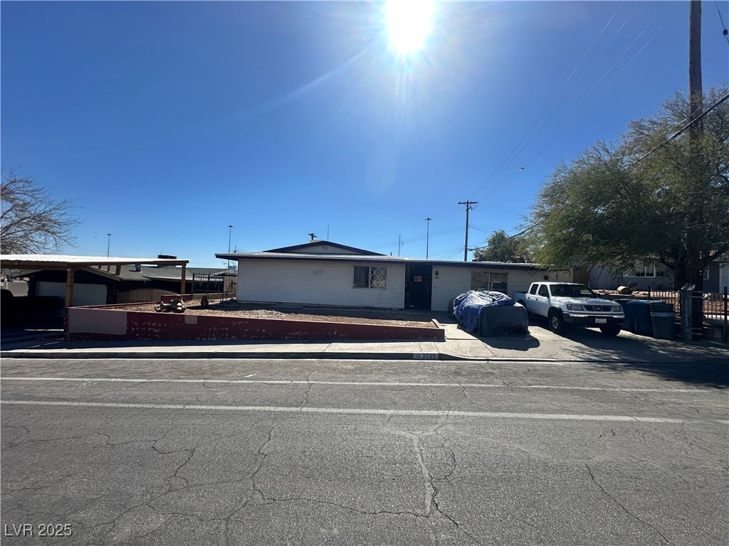 3505 W Bonanza Road