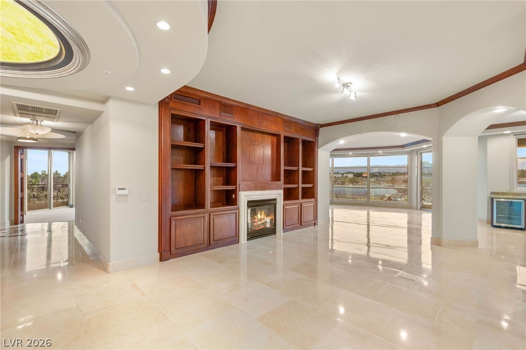 9103 Alta Drive 201