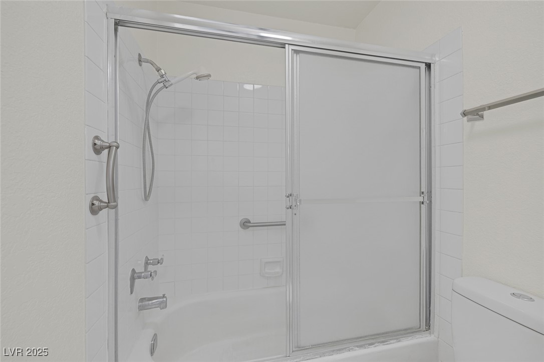 Las Vegas, Nevada 89103, United States, 2 Bedrooms Bedrooms, ,2 BathroomsBathrooms,Residential,Active,117245