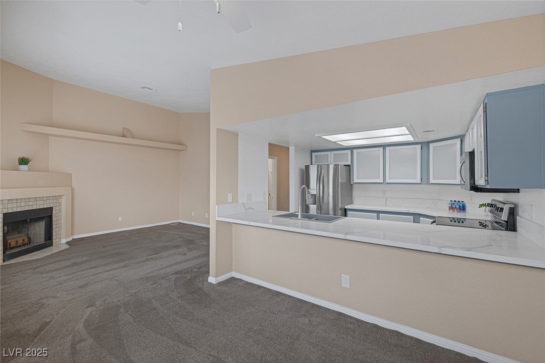 Las Vegas, Nevada 89103, United States, 2 Bedrooms Bedrooms, ,2 BathroomsBathrooms,Residential,Active,117245