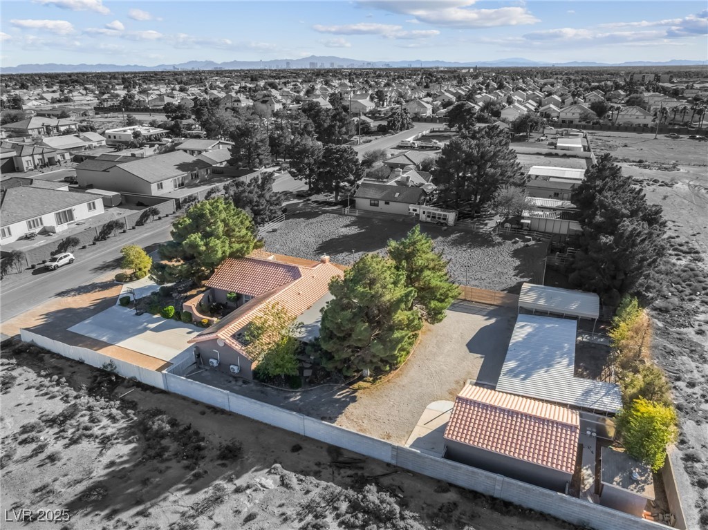 6109 Starlight Drive